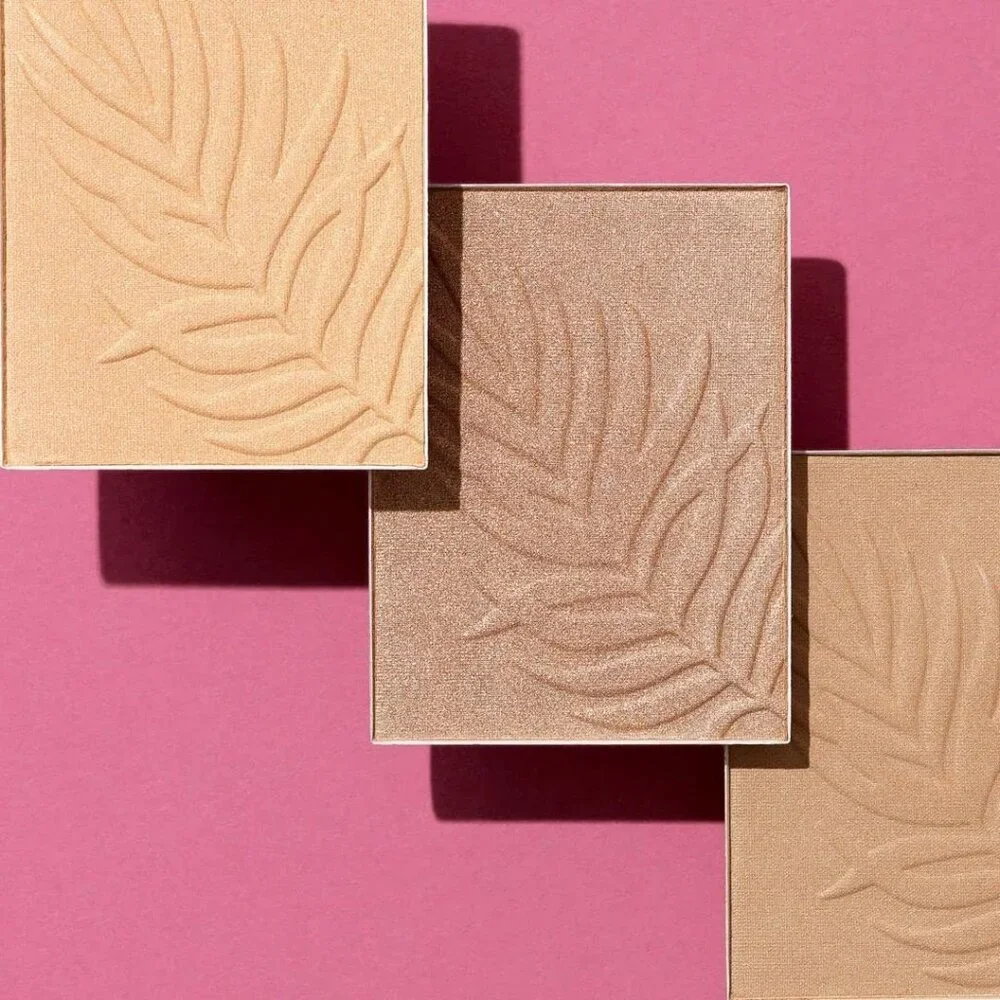 Color Icon Bronzer Powder Sunset Striptease - Picture 7 of 14